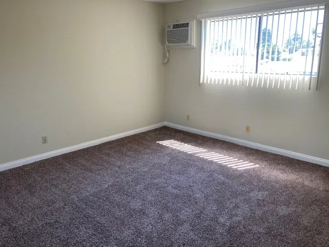 property for rent #4