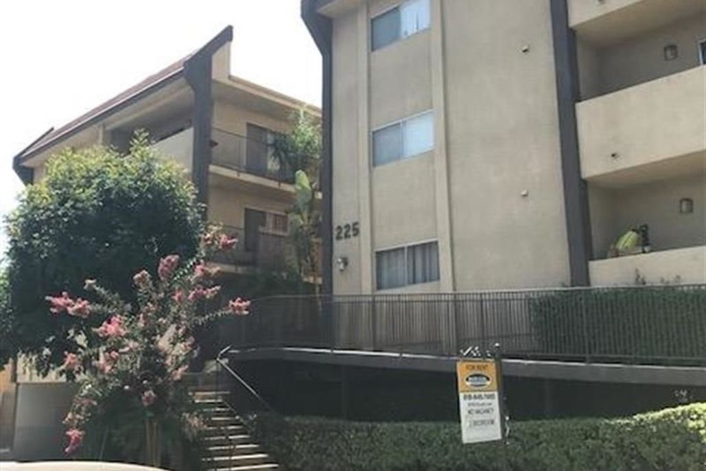 property for rent #1