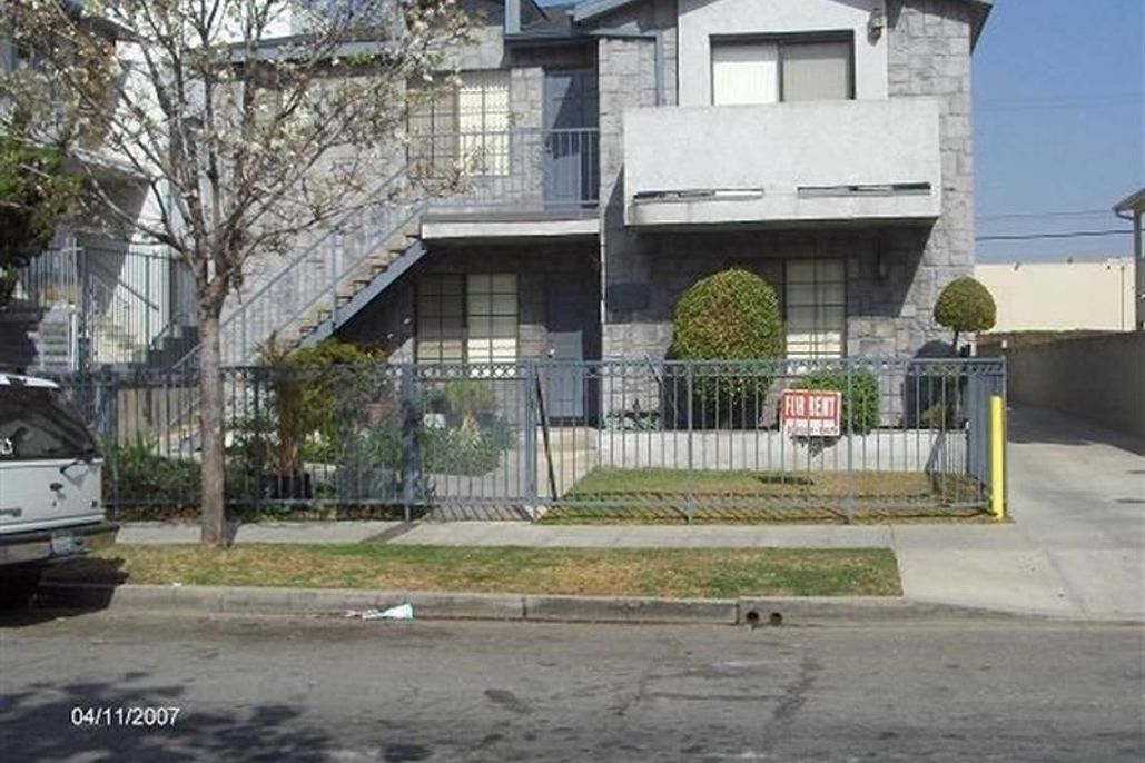 property for rent #1