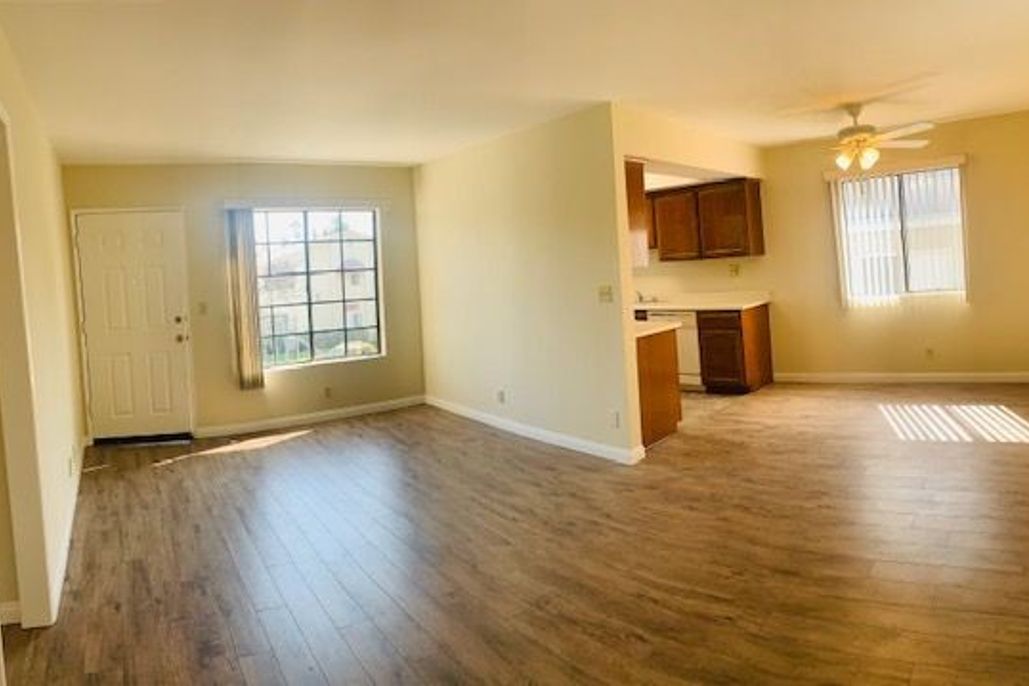 property for rent #2