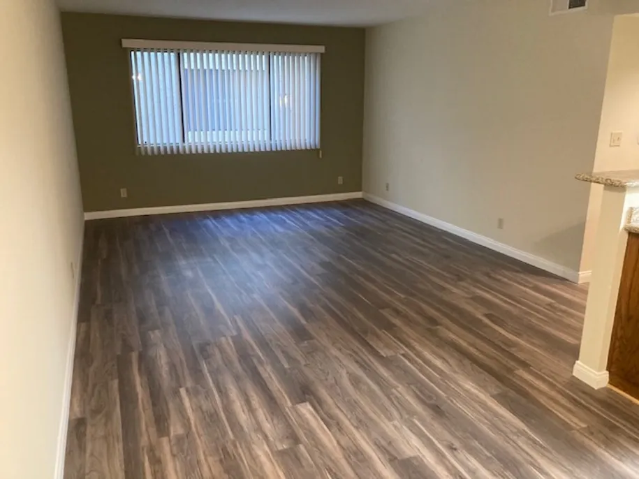 property for rent #4