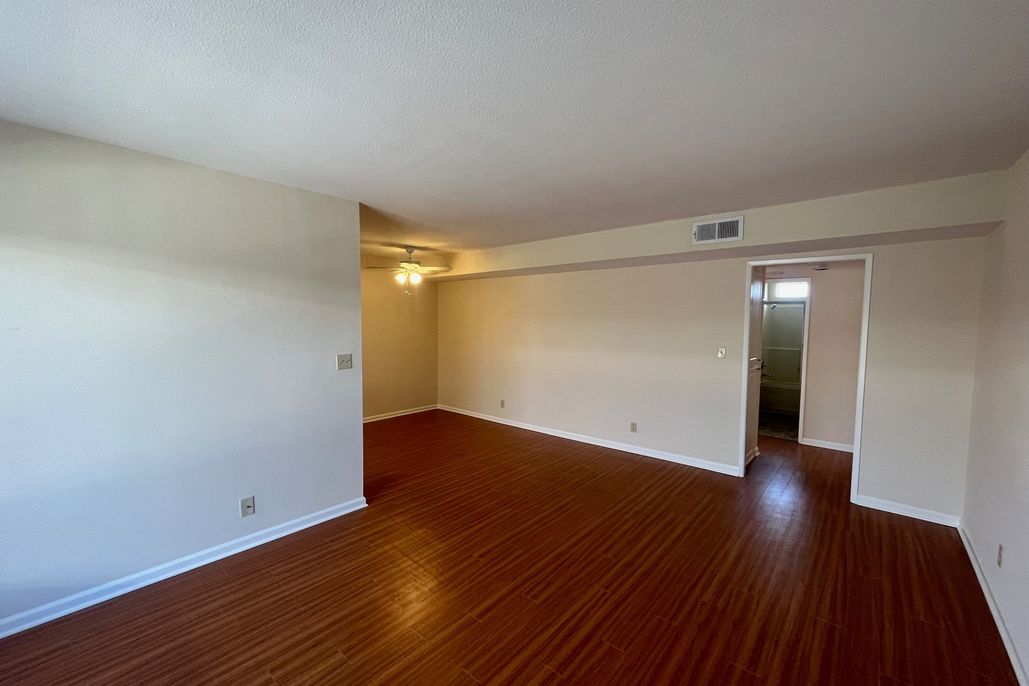 property for rent #5