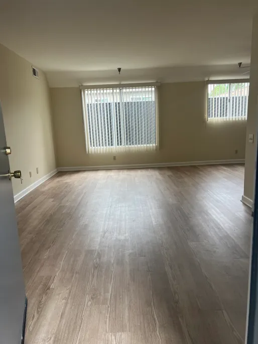 property for rent #7