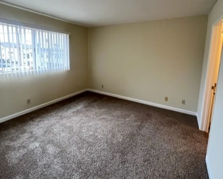 property for rent #7