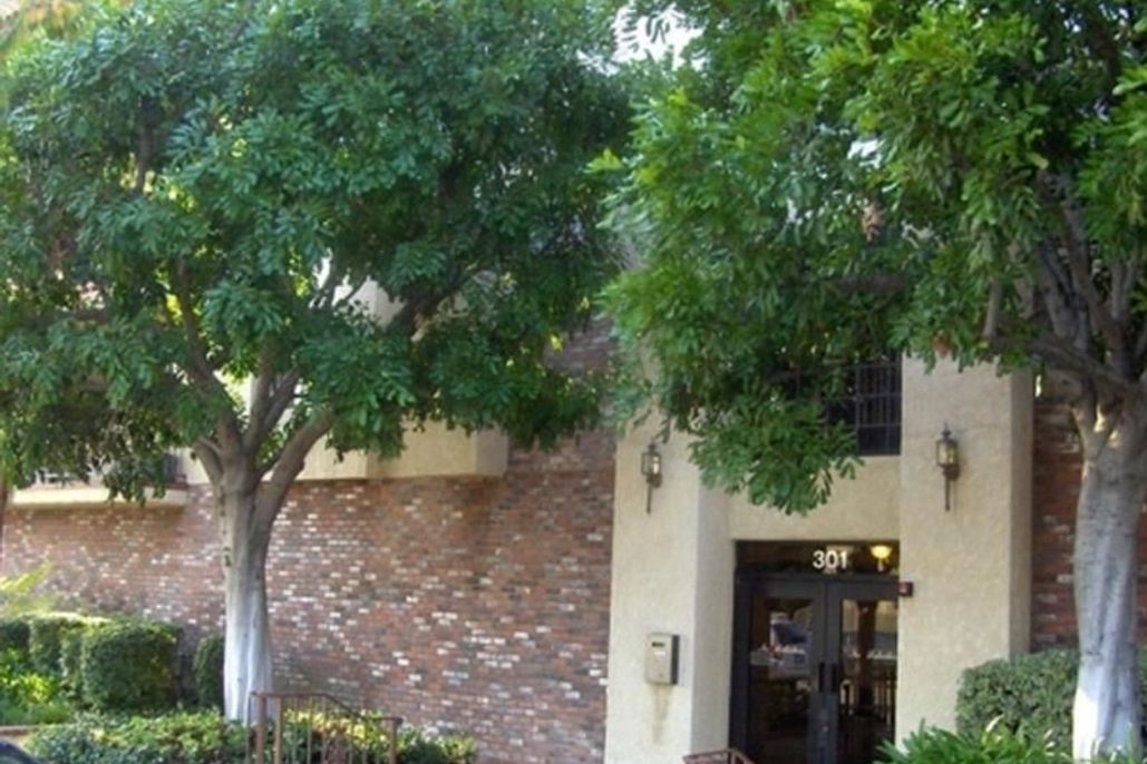 property for rent #1