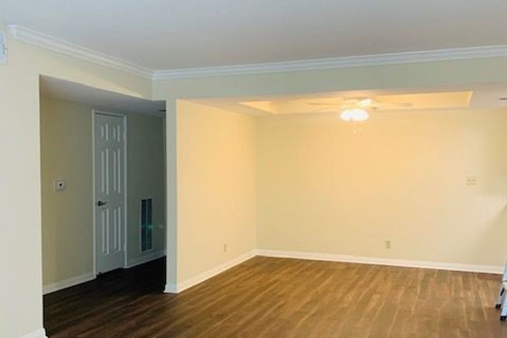 property for rent #4