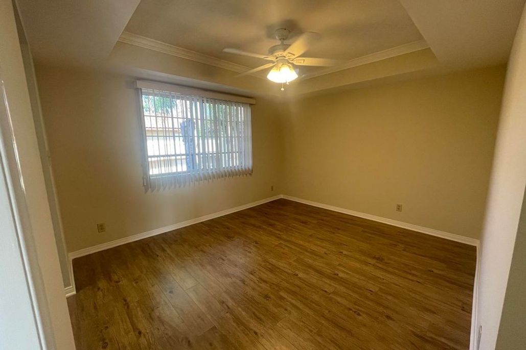 property for rent #7