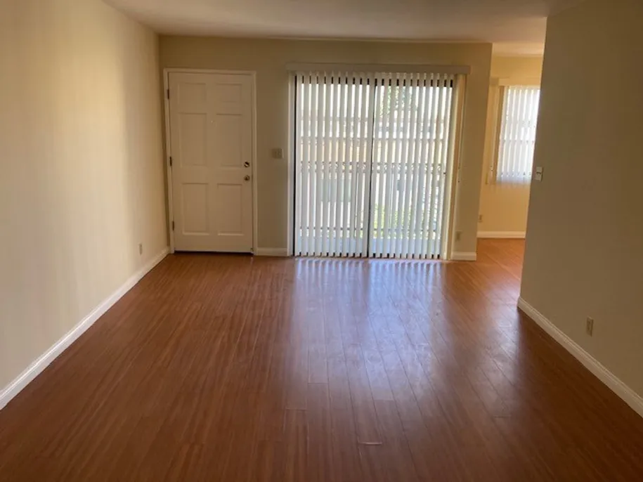 property for rent #3