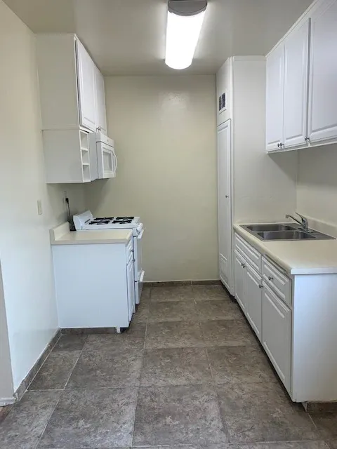 property for rent #1