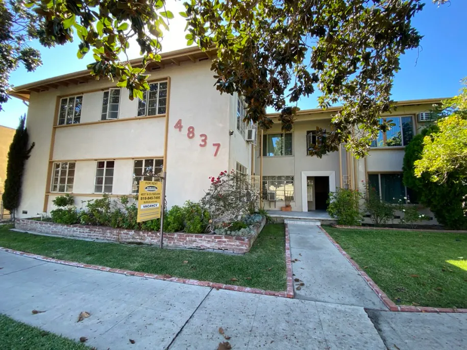 property for rent #1