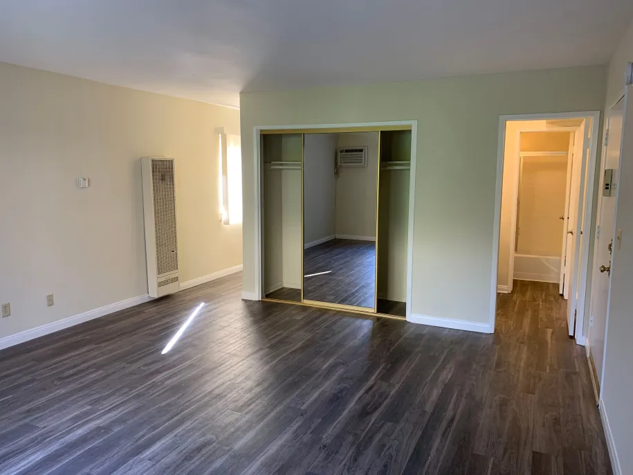 property for rent #7