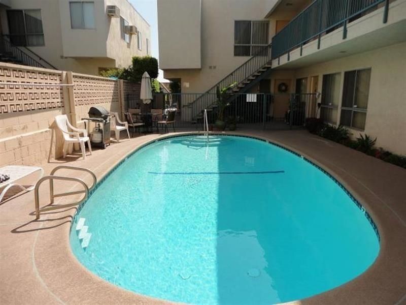 property for rent #1