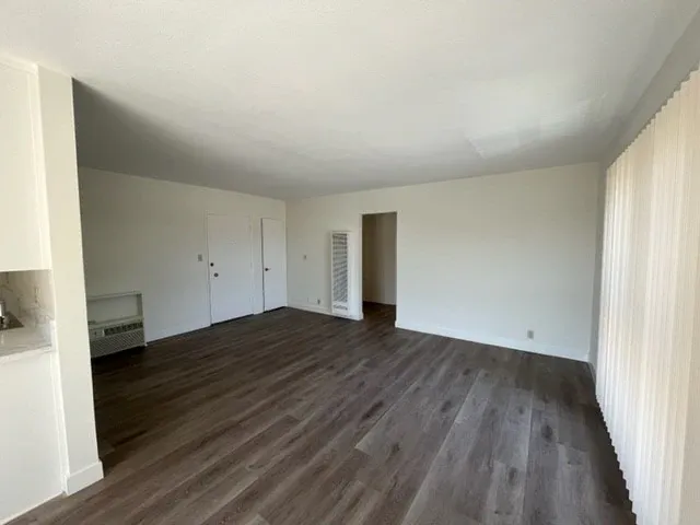 property for rent #4