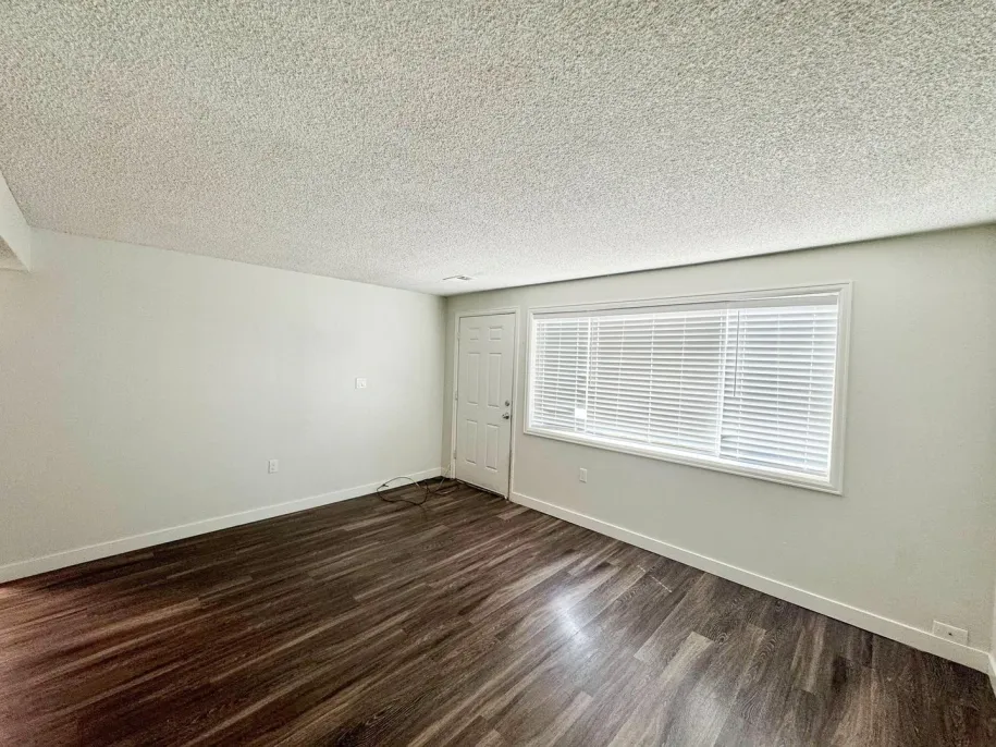 property for rent #1