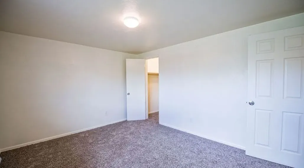 property for rent #7