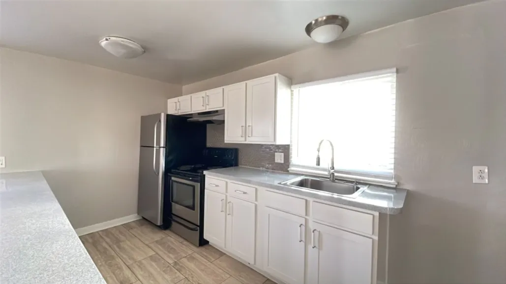 property for rent #1