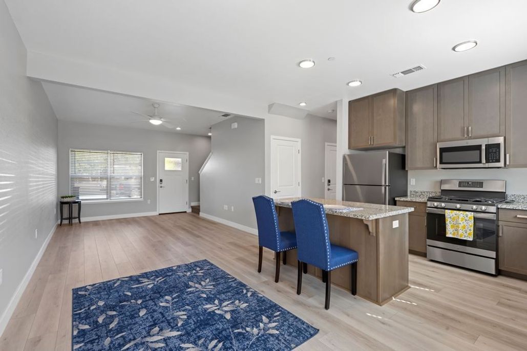 property for rent #6