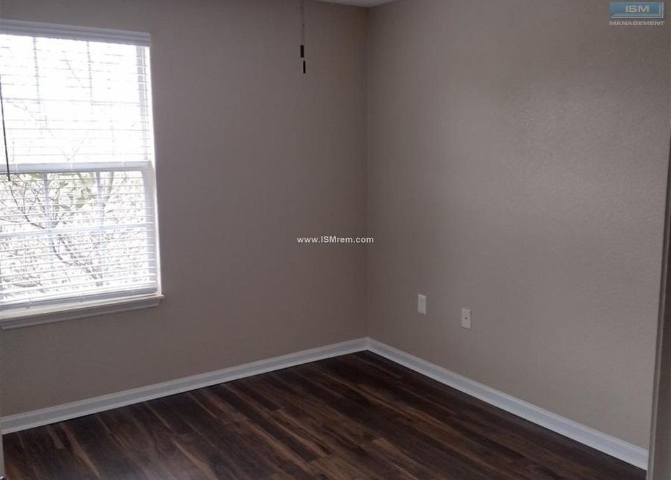 property for rent #3