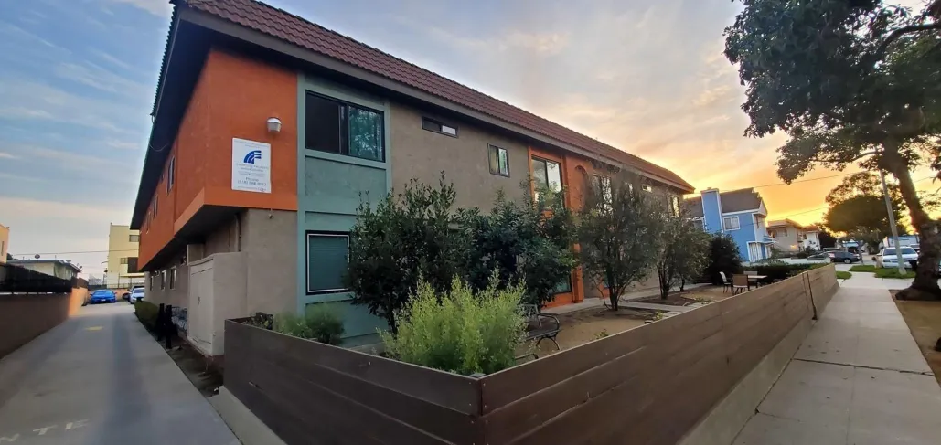 property for rent #1