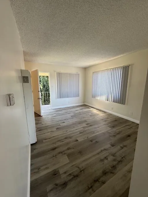 property for rent #7