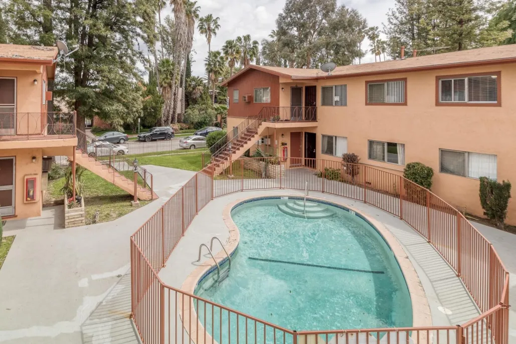 property for rent #1