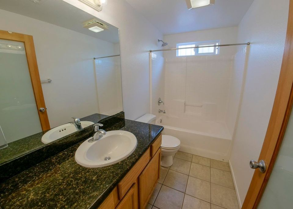 property for rent #7