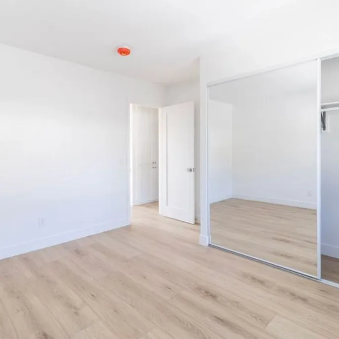 property for rent #4