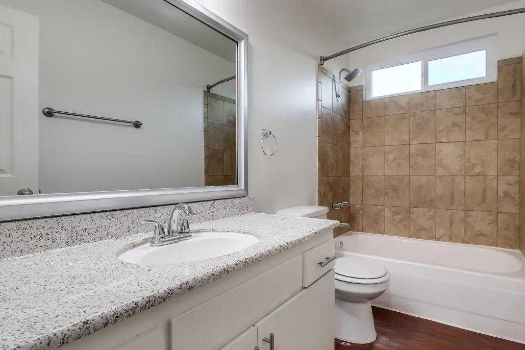 property for rent #4