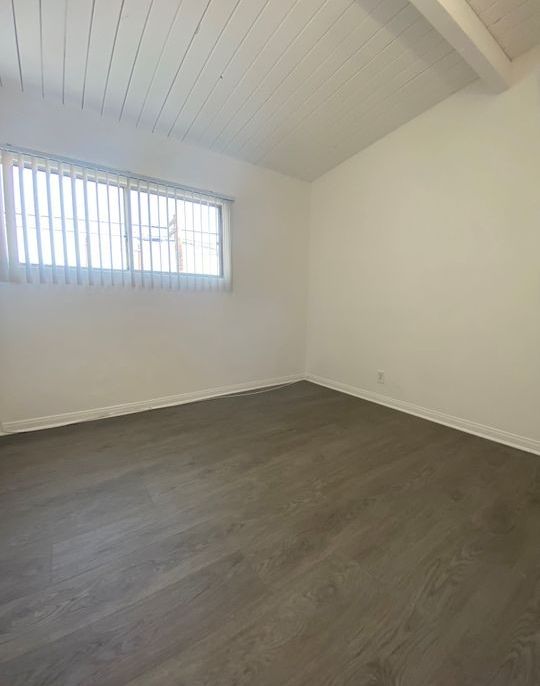 property for rent #7
