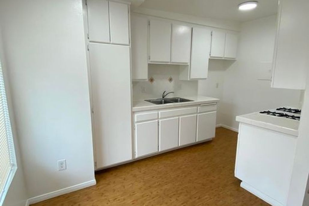 property for rent #3