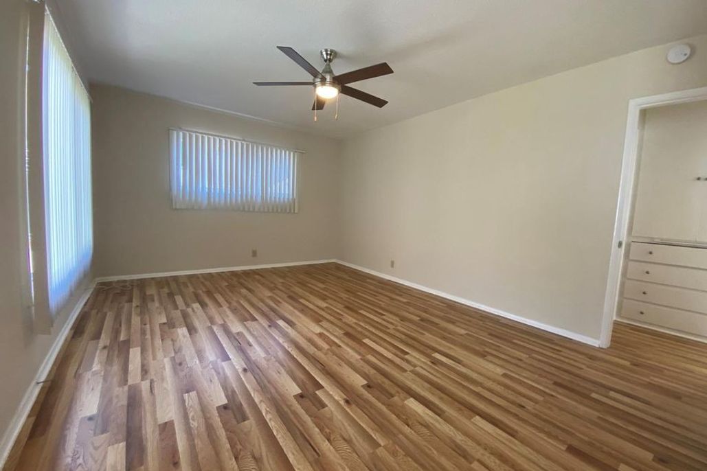 property for rent #3
