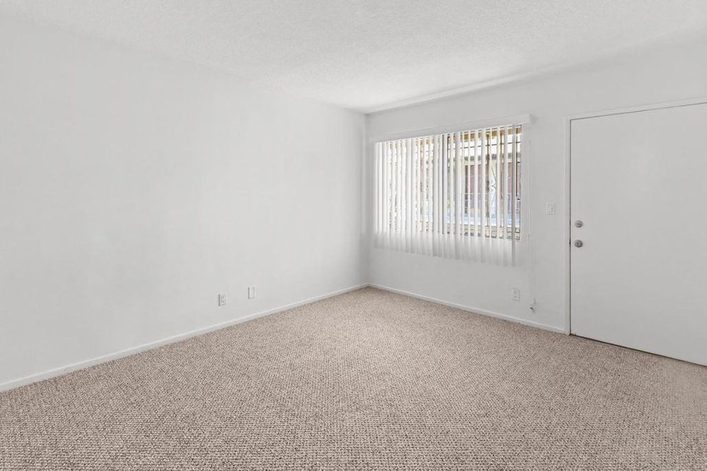 property for rent #6