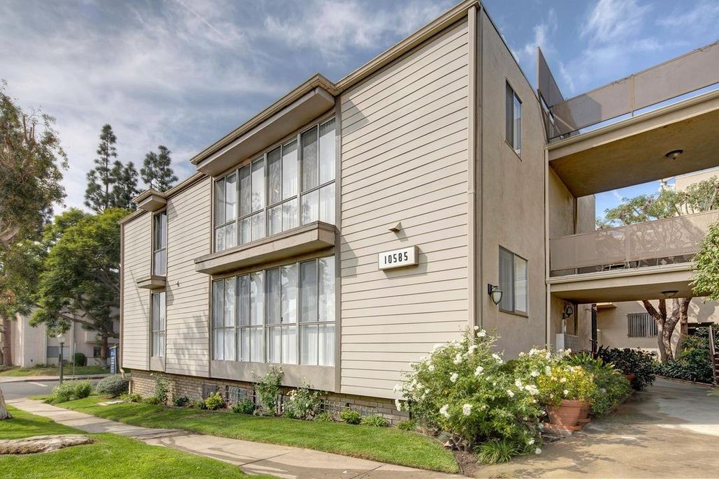 property for rent #1