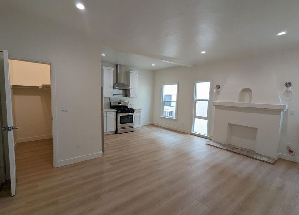 property for rent #2