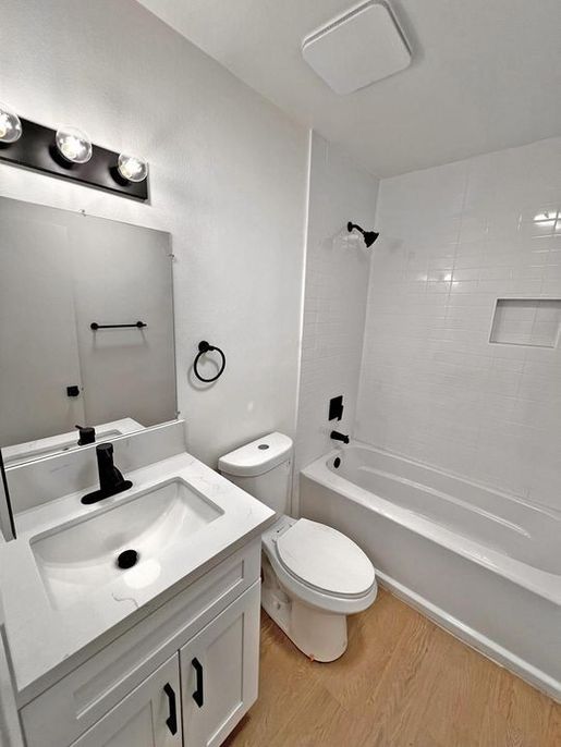 property for rent #7