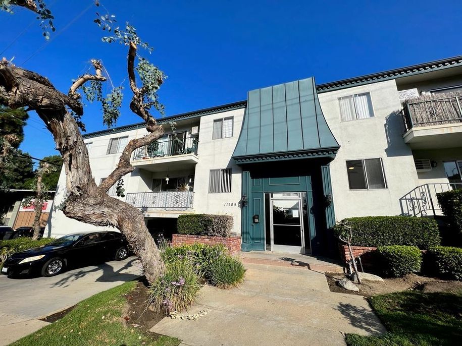 property for rent #1