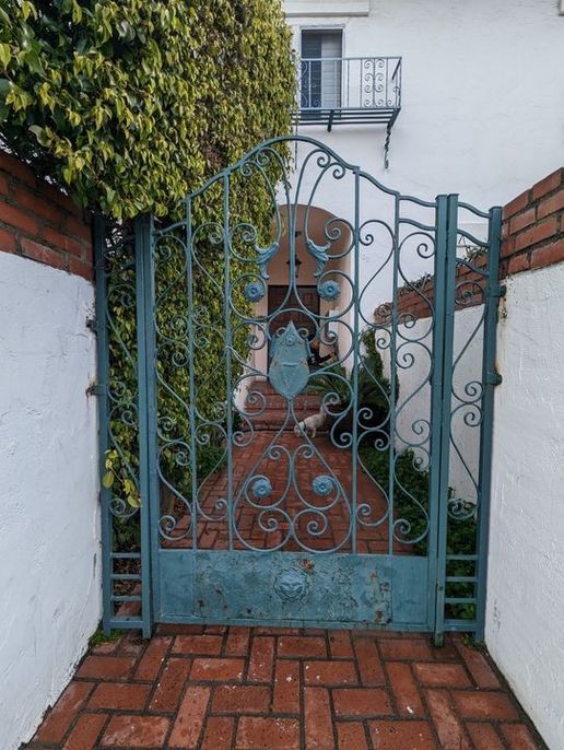 property for rent #1