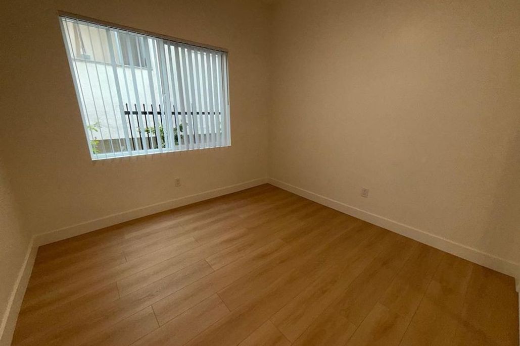 property for rent #6