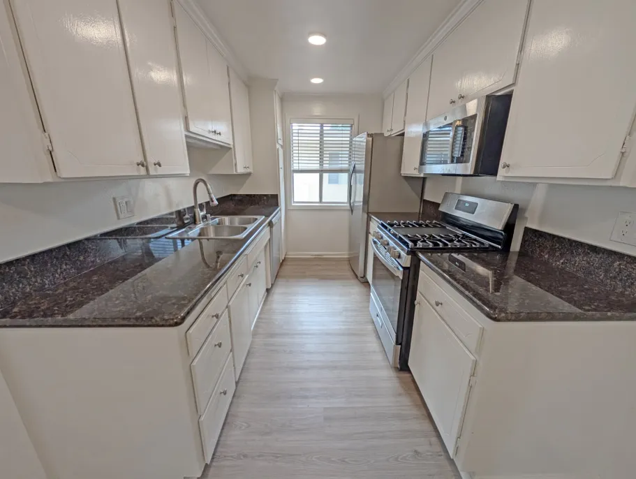 property for rent #7