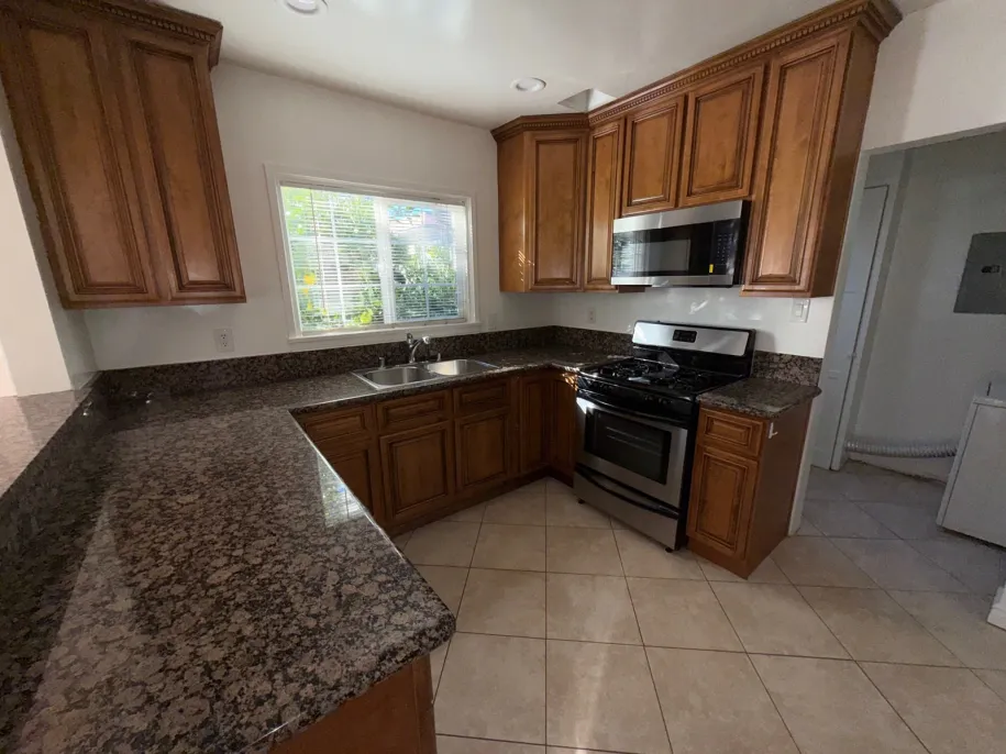 property for rent #5