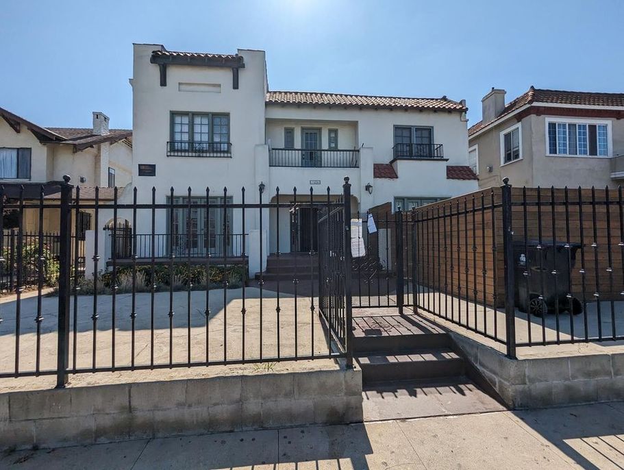 property for rent #1