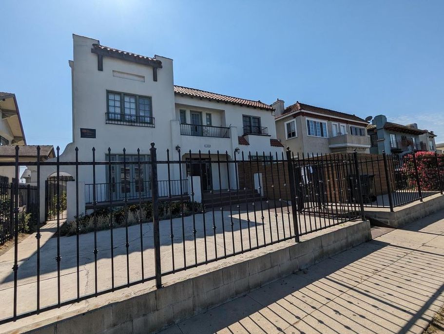 property for rent #1