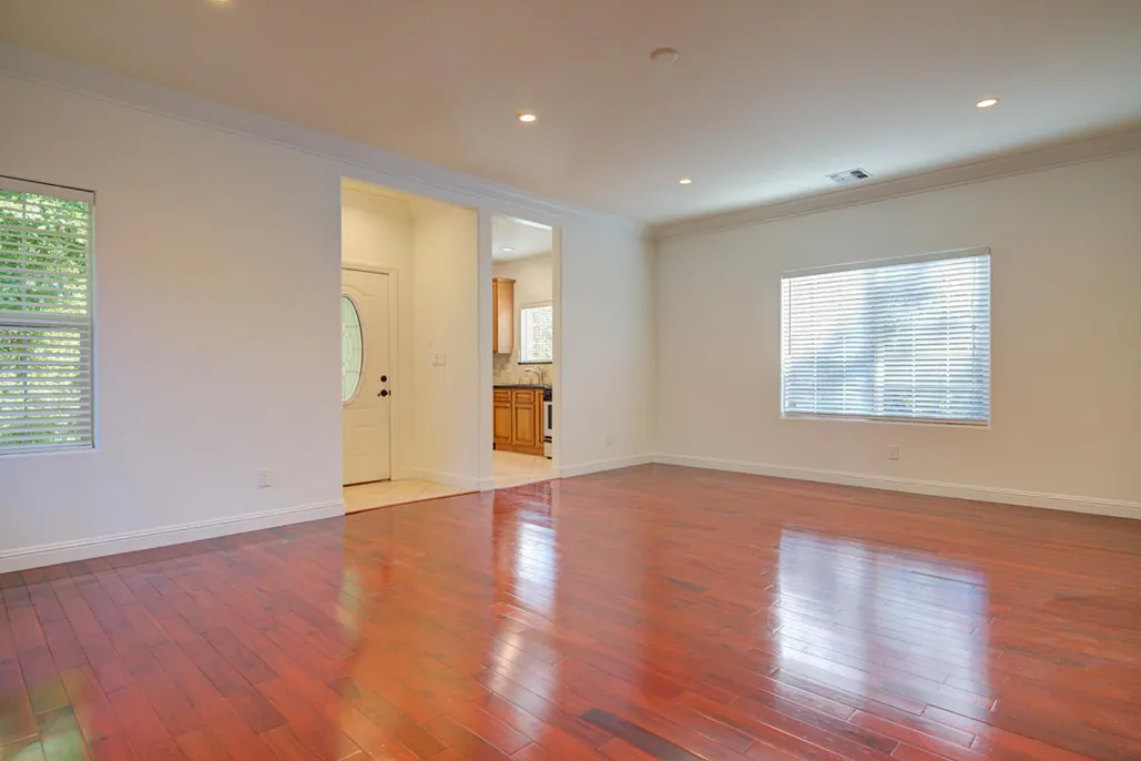 property for rent #5