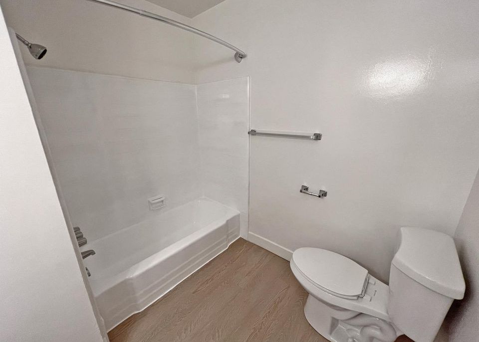 property for rent #6
