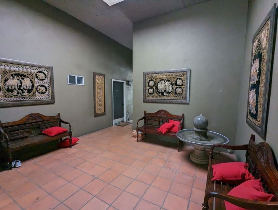 property for rent #4