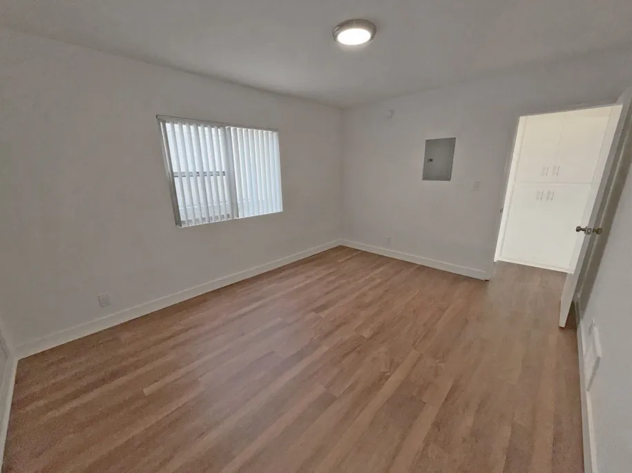 property for rent #7