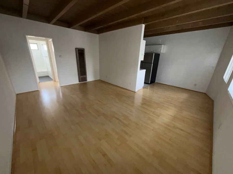 property for rent #7