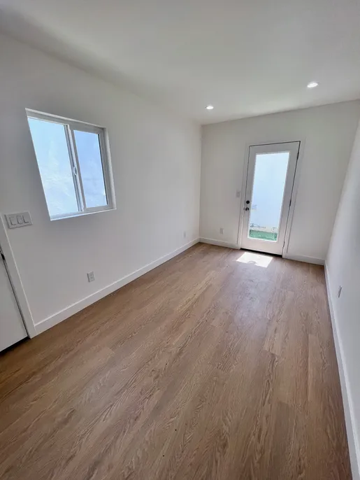 property for rent #5