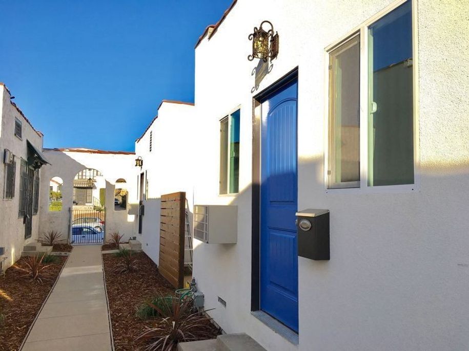 property for rent #1