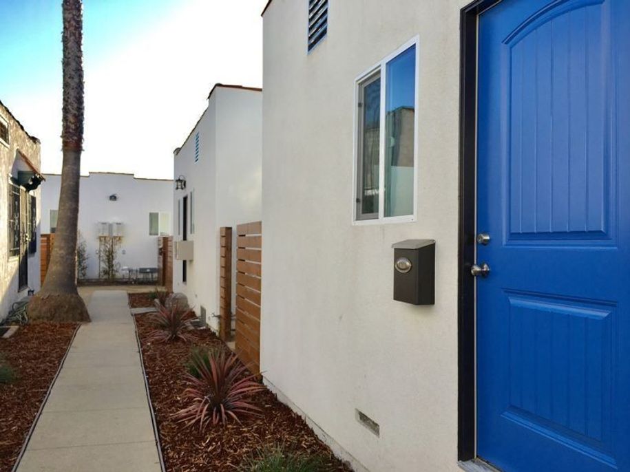 property for rent #1